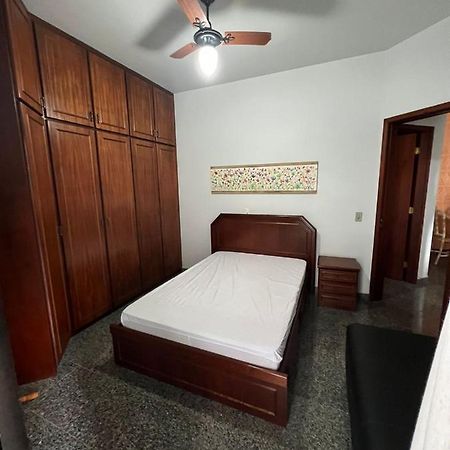 Apartamento No Guaruja Enseada A Beira Mar, Otima Localidade E Com Ar Condicionado Exterior photo