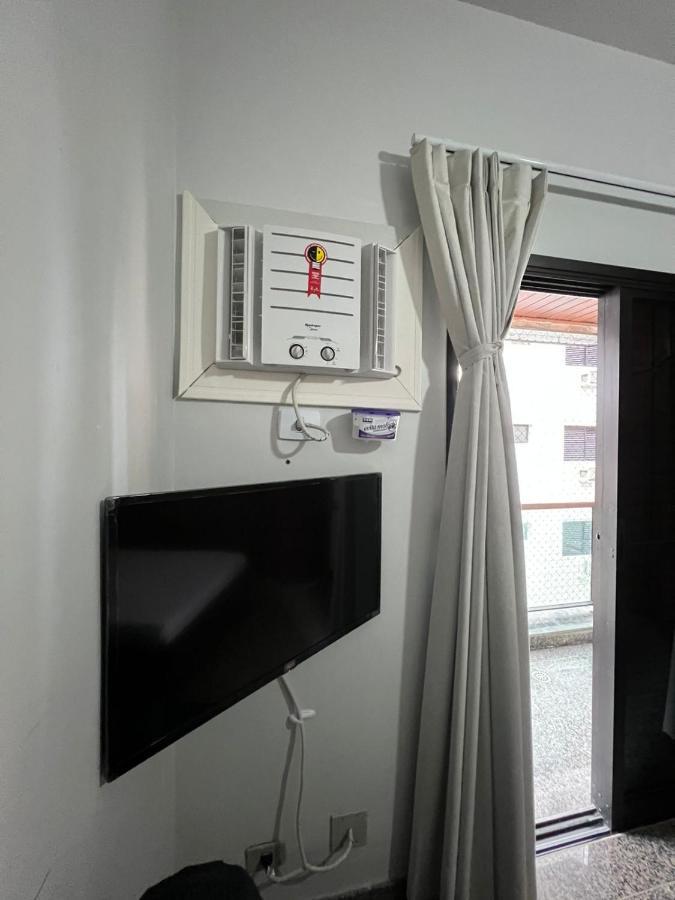 Apartamento No Guaruja Enseada A Beira Mar, Otima Localidade E Com Ar Condicionado Exterior photo